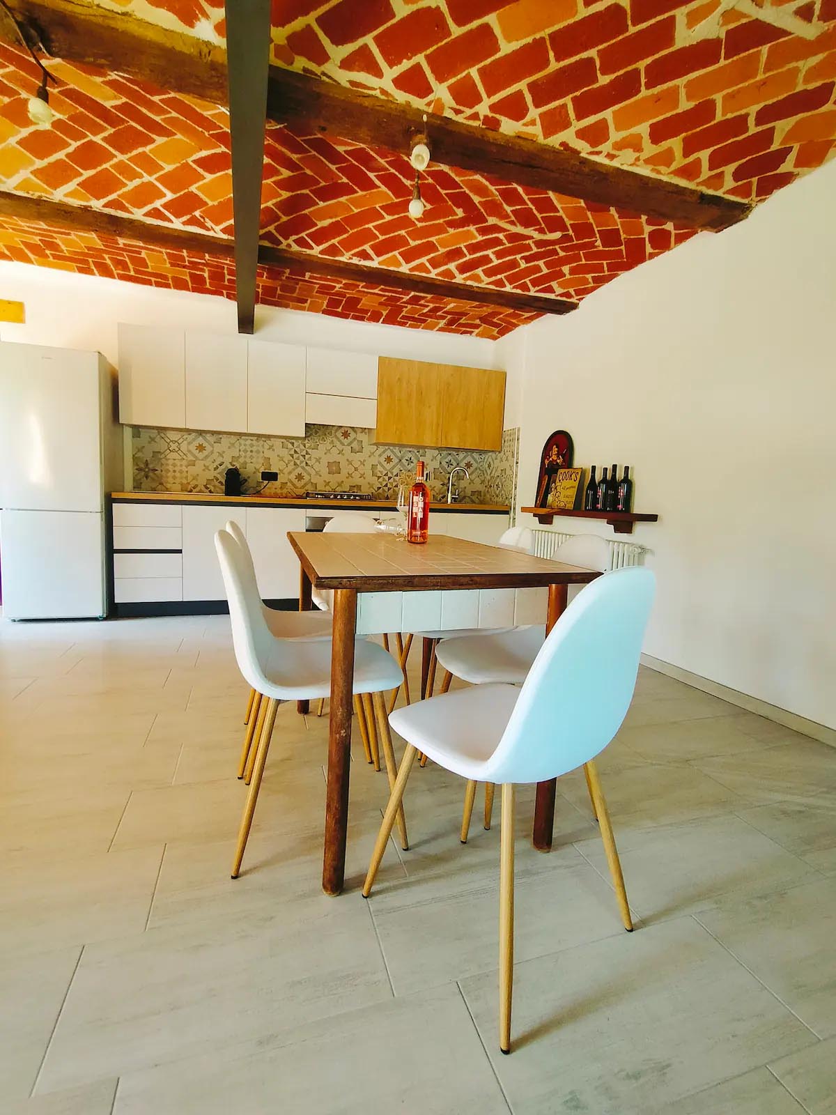 Holidays House monferrato Kitchen